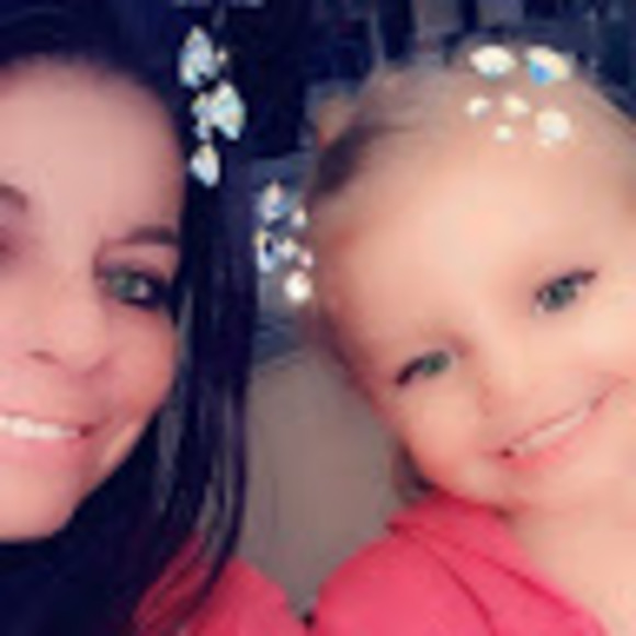 Meet your Posher, Vicki - Picture 1 of 1